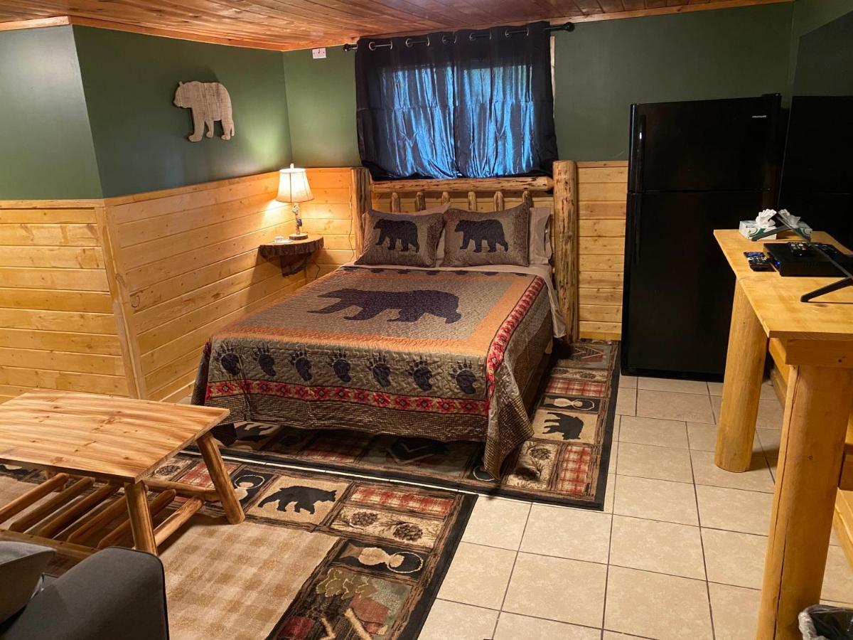 The Fishing Bear Lodge 阿什顿 外观 照片