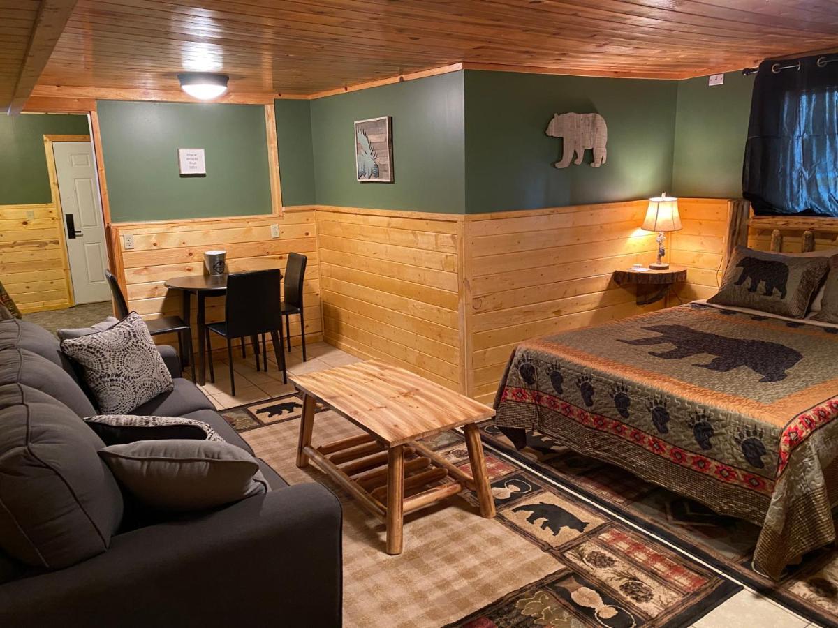 The Fishing Bear Lodge 阿什顿 外观 照片