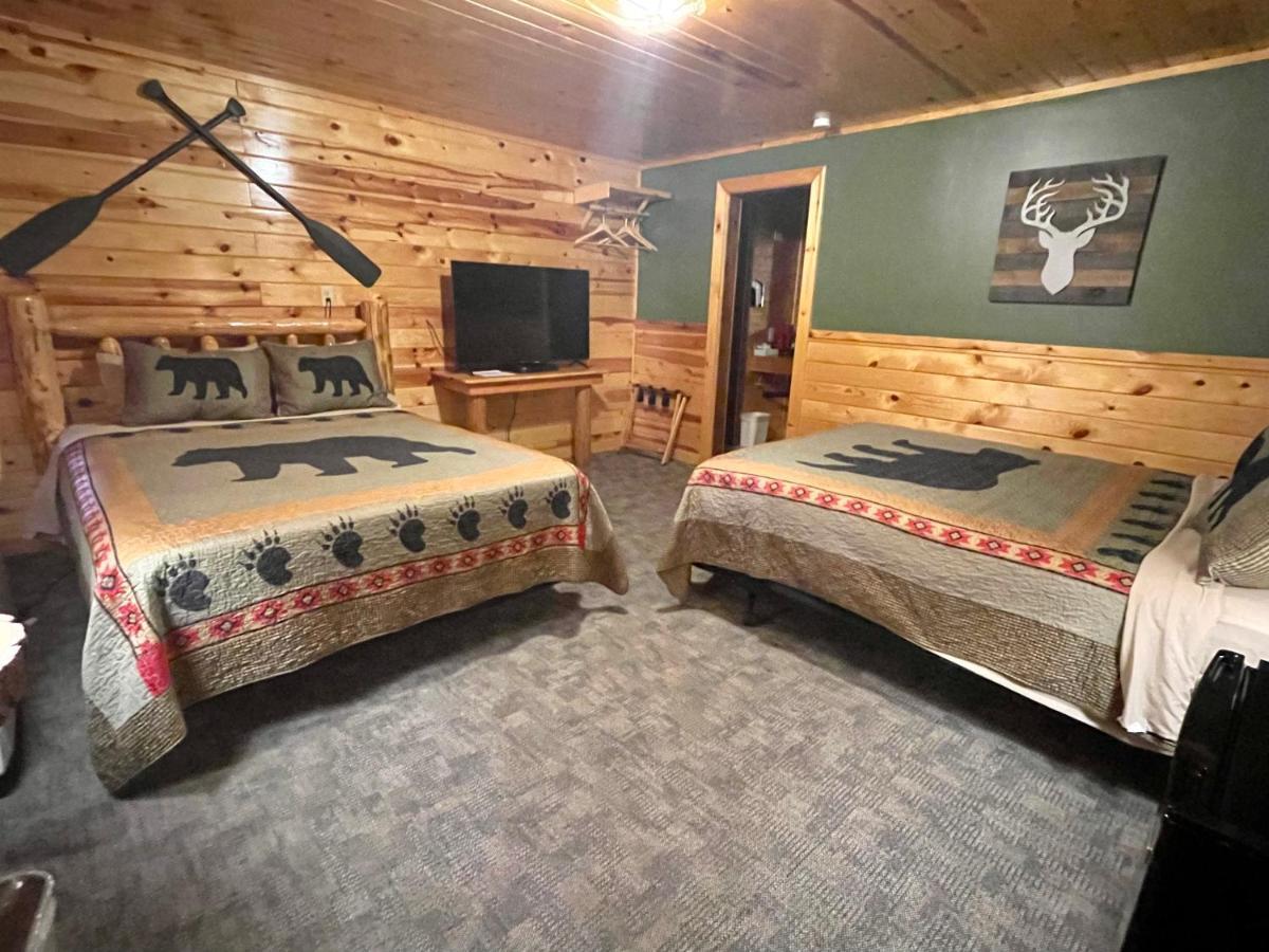 The Fishing Bear Lodge 阿什顿 外观 照片